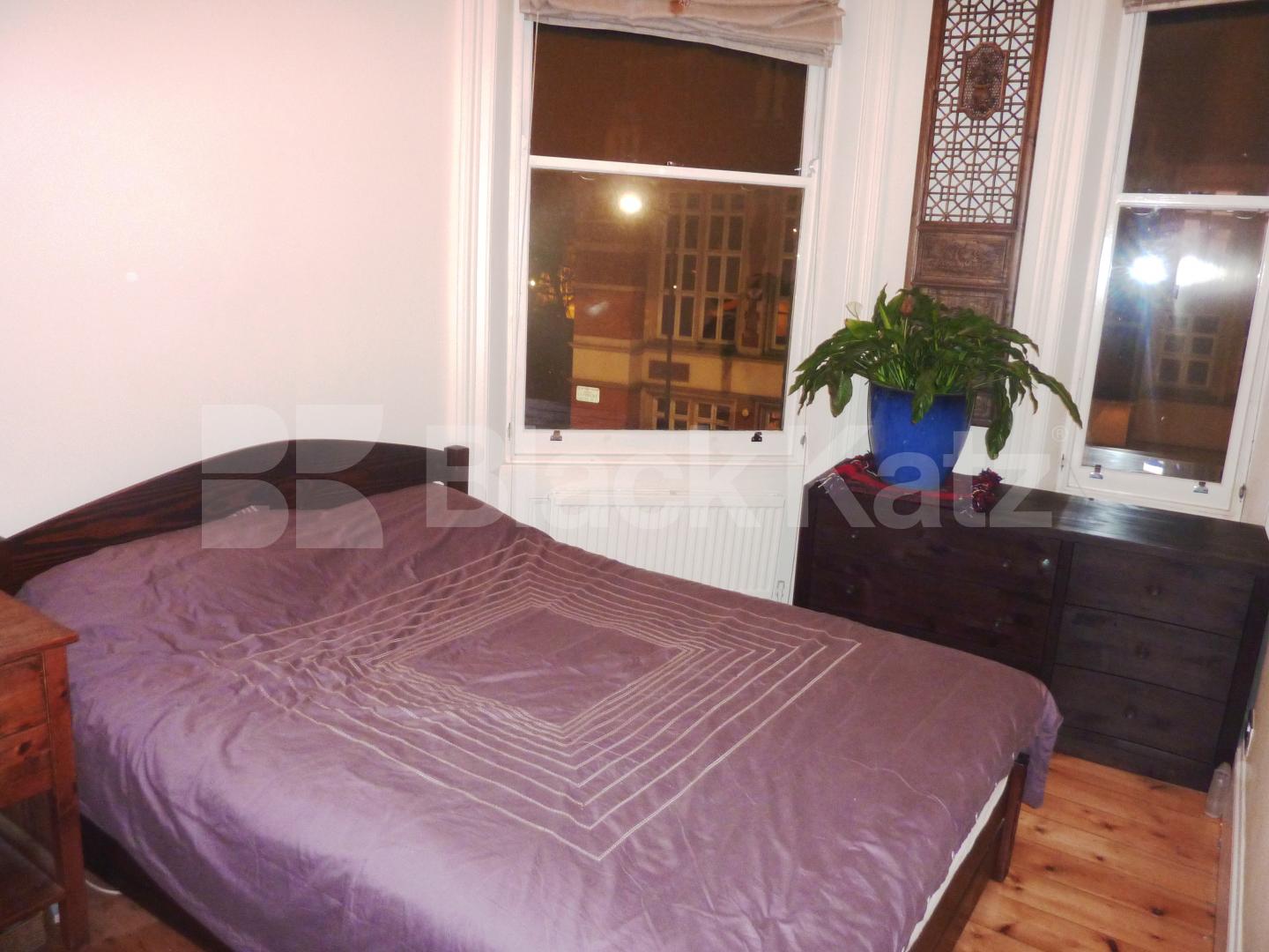 			FANTASTIC ONE BED!, 1 Bedroom, 1 bath, 1 reception Flat			 Ladbroke Grove, LADBROKE GROVE